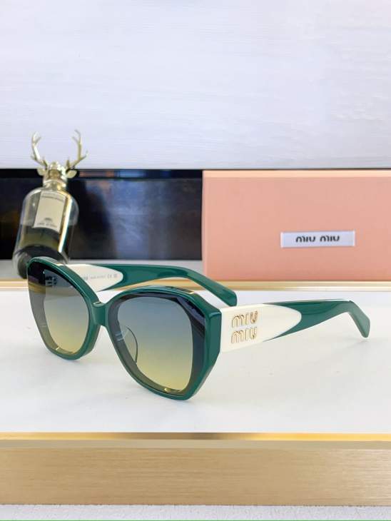 Picture of Miu Miu Sunglasses _SKUfw80050177fw